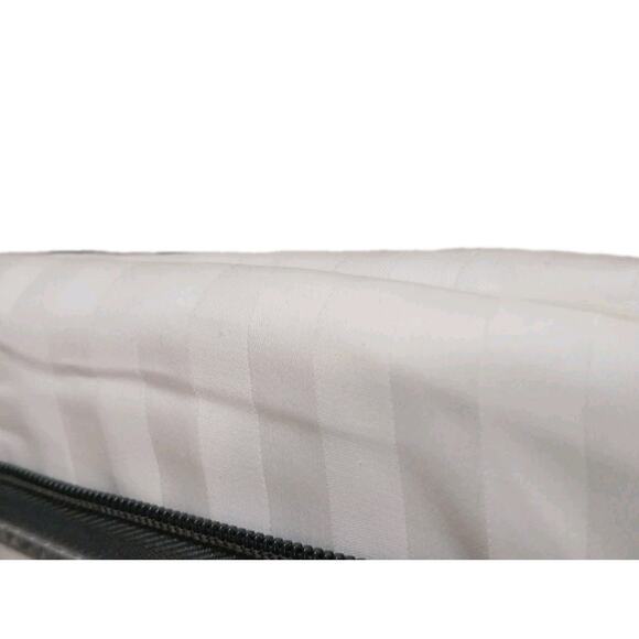 2 Hotel Hampton Collection 400 THREAD Standard Pillowcases Cotton Sateen Luxury - Picture 2 of 10